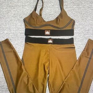 ALO Yoga Tan Sports Bra and Leggings Set